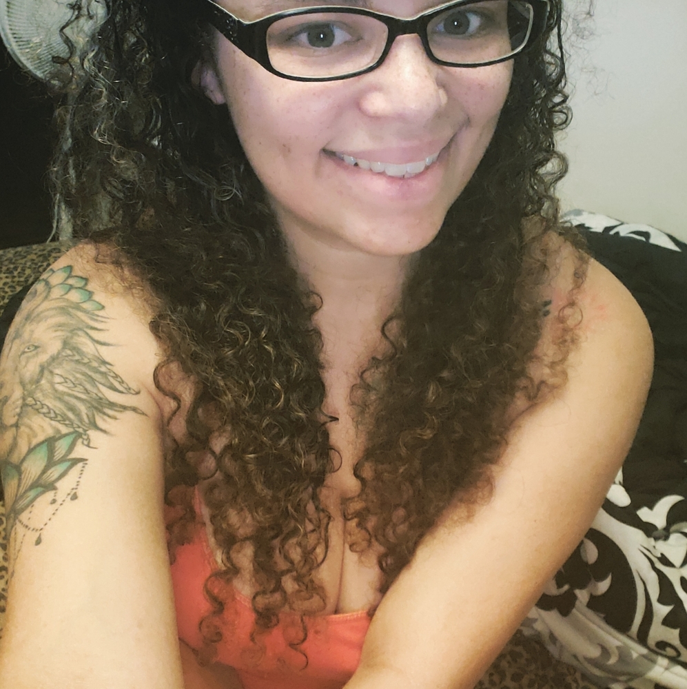 Meet your Posher, Kayla